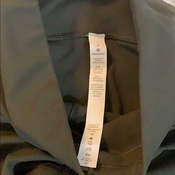 Lululemon NWOT army green leggings sz 2 - Picture 7 of 8